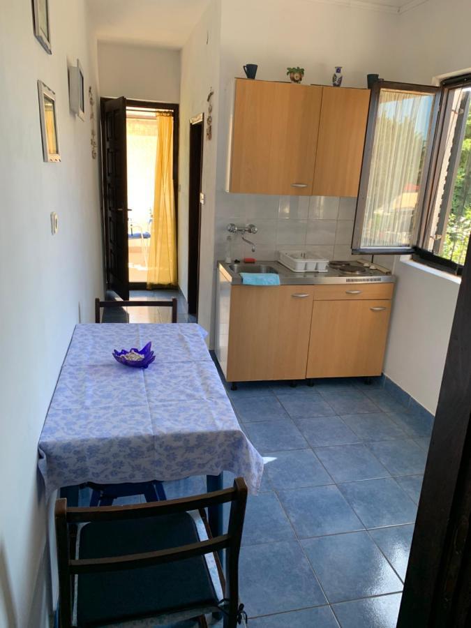 Apartmani Ficurin สตารีกราด-ปาเคลนีซา ภายนอก รูปภาพ